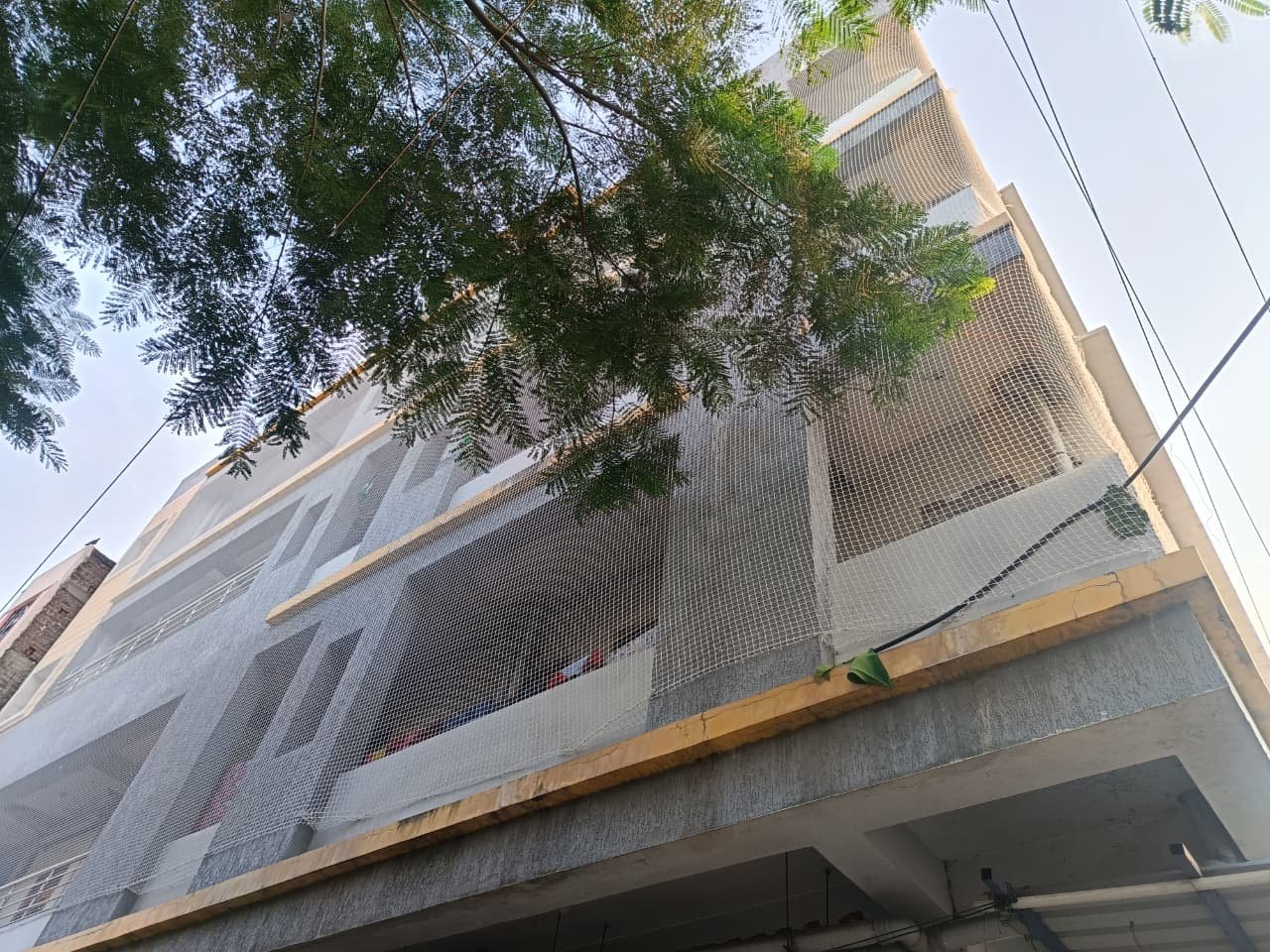 Building Covering Net Installation